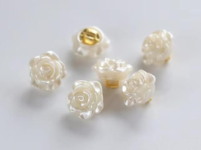 シャツ用樹脂ボタン20個セット、サイズ: 12mm、色、花、 - Button Hole Cutter のレビューと価格