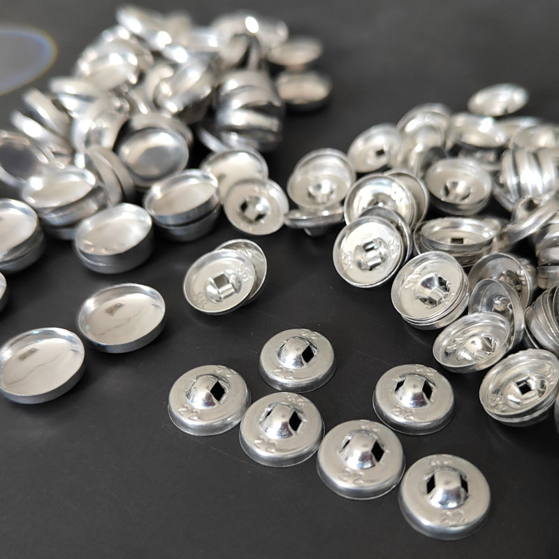 500個入り メタル生地カバーボタン 22L 28L 30L - Button Hole Cutter のレビューと価格